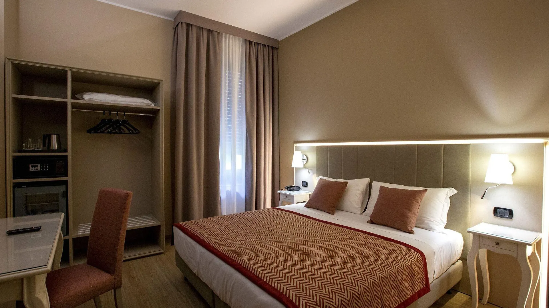 Hotel Villa Malpensa Vizzola Ticino 4*,