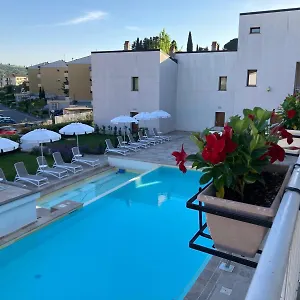 Üdülőközpont The Florence Hills & Wellness Pelago