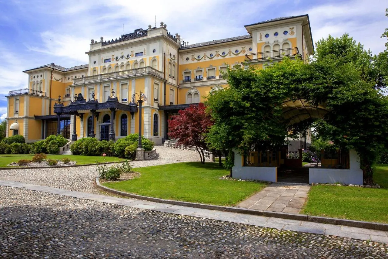 Hotel Villa Malpensa Vizzola Ticino 4*,  Włochy