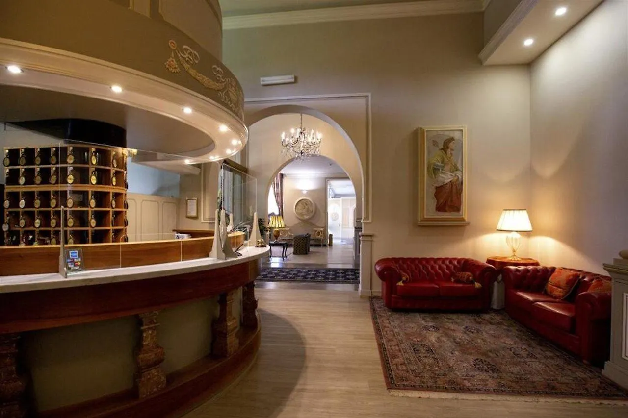 Hotel Villa Malpensa Виццола-Тичино